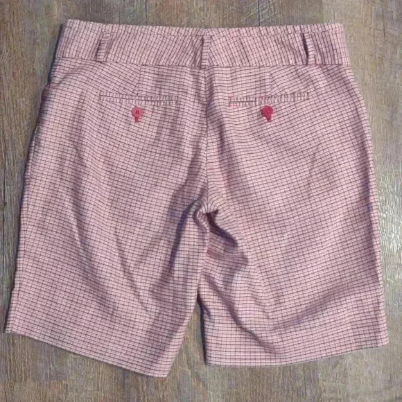 Women's The Limited dark pink plaid shorts size 6 - Picture 3 of 5